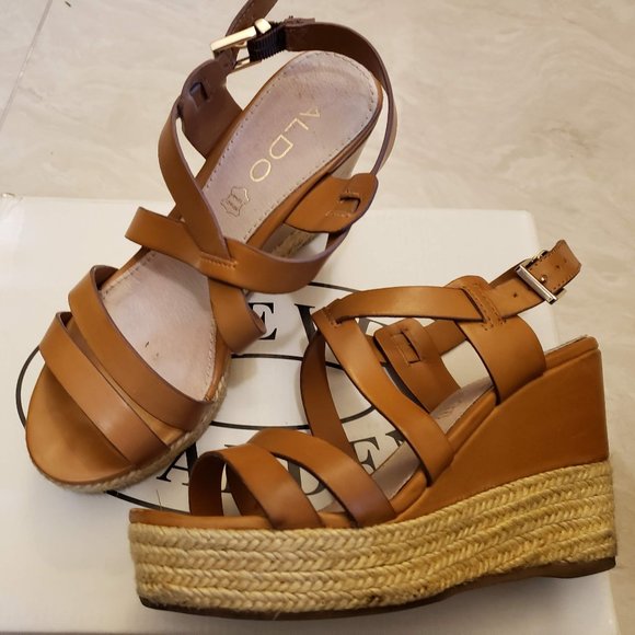 ALDO Sandals - Picture 2 of 3